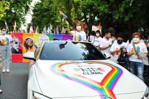 ครั้งแรก! บำรุงราษฎร์ร่วมพาเหรดนฤมิตไพรด์ พร้อมเปิดตัว Pride Clinic สนับสนุนความหลากหลายทางเพศ
